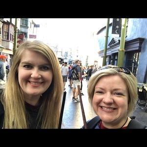 Meet your Posher, Melissa